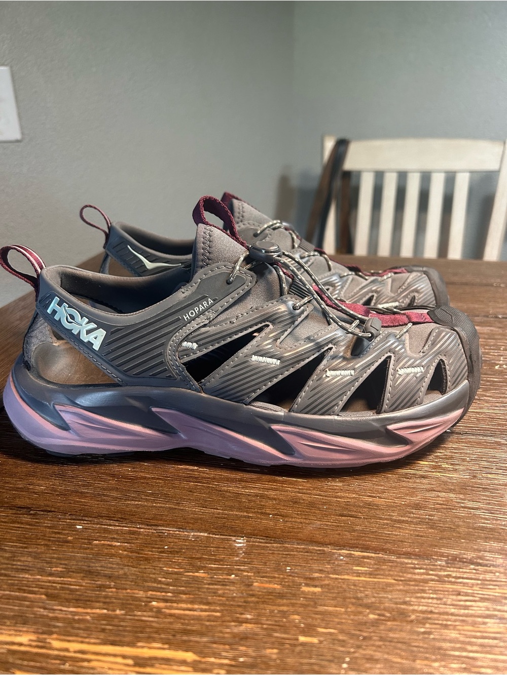 Like new Hoka Hopara hiking shoes size 10
Women - Picture 4 of 13